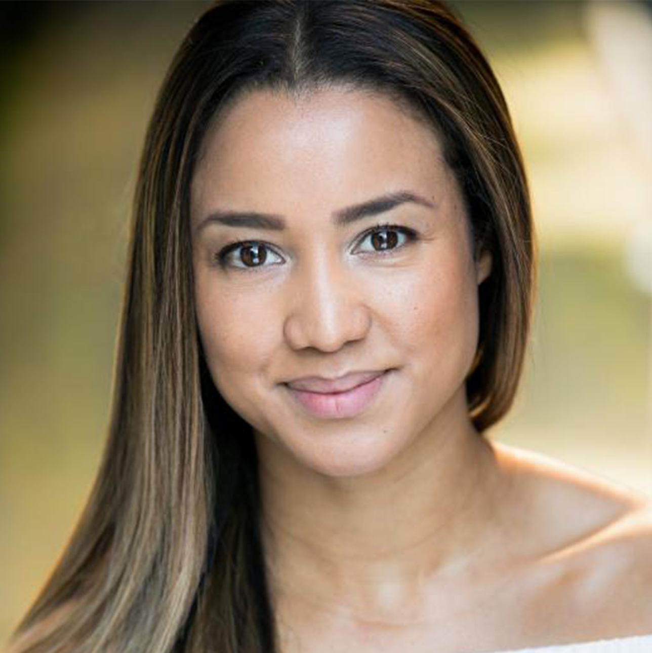 Nelda Pereira Headshot