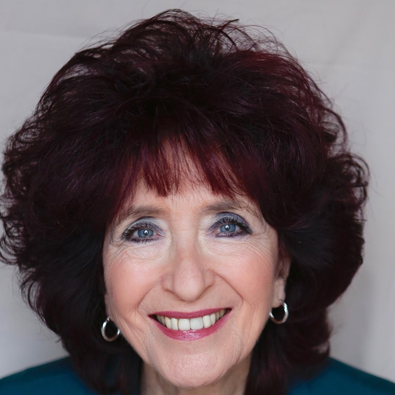 Linda Clark Headshot